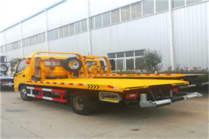 怀远附近拖车救援搭电